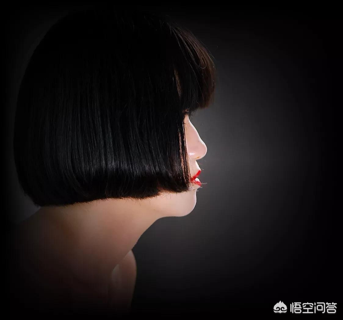 拍化妆品技巧
