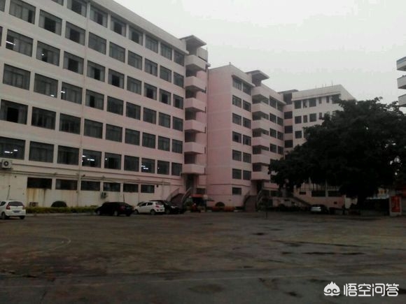 南宁市第四职业学院有住宿吗? 南宁市第四职业学院有住宿吗?