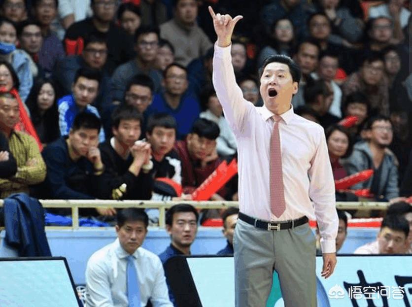 山东客场击败广厦,回到主场能连胜三场结束这个系列赛?广厦还有机会打回杭州吗? 山东客场击败广厦,回到主场能连胜三场结束这个系列赛?广厦还有机会打回杭州吗?