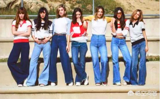 女士运动服装,平时喜欢运动休闲风,有哪些穿搭图片可以参考吗?