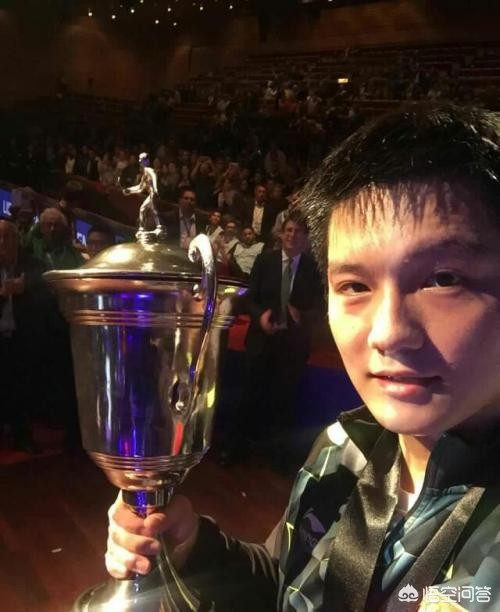 小胖海外生活因为什么原因，小胖现在在哪里
