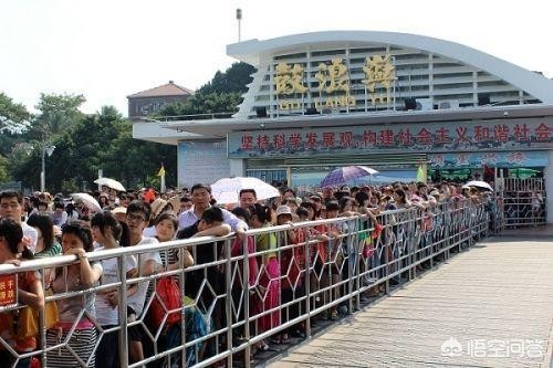 厦门市岛内常住人口有多少人？