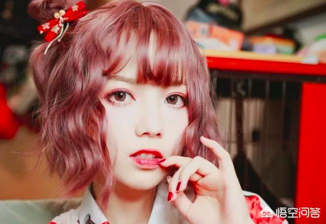 美妆好物推荐小博主
