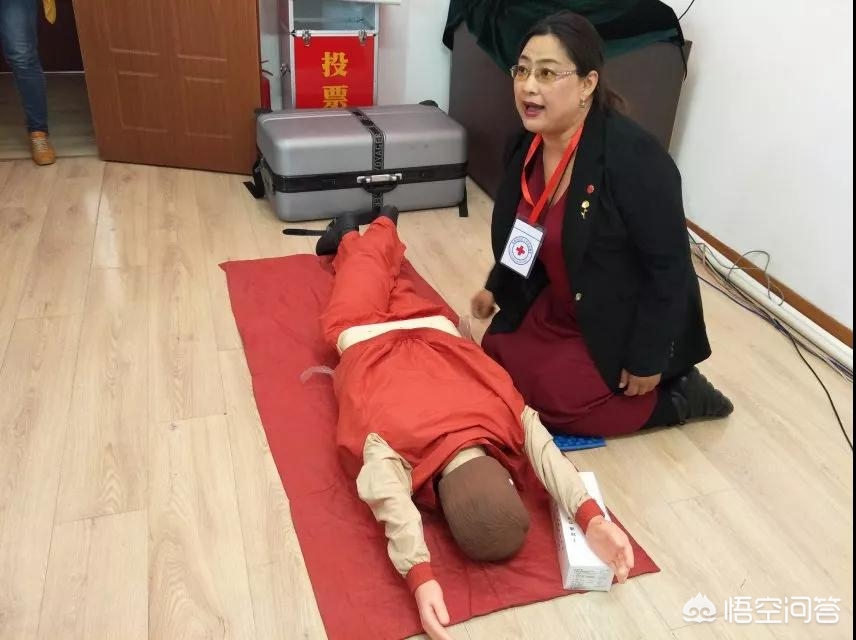 60万年薪事业编刷屏事业单位年薪6万到手是多少钱