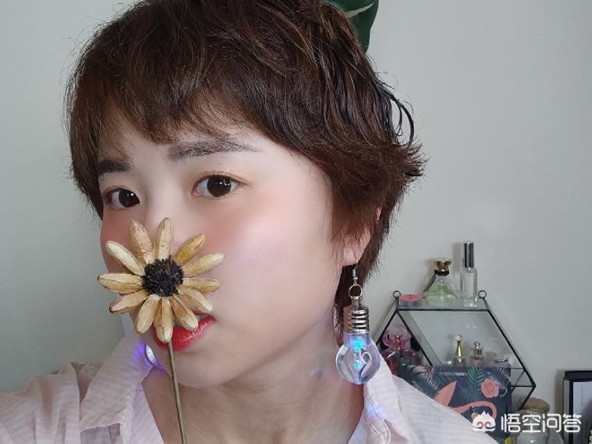 学会恐怖化妆小技巧
