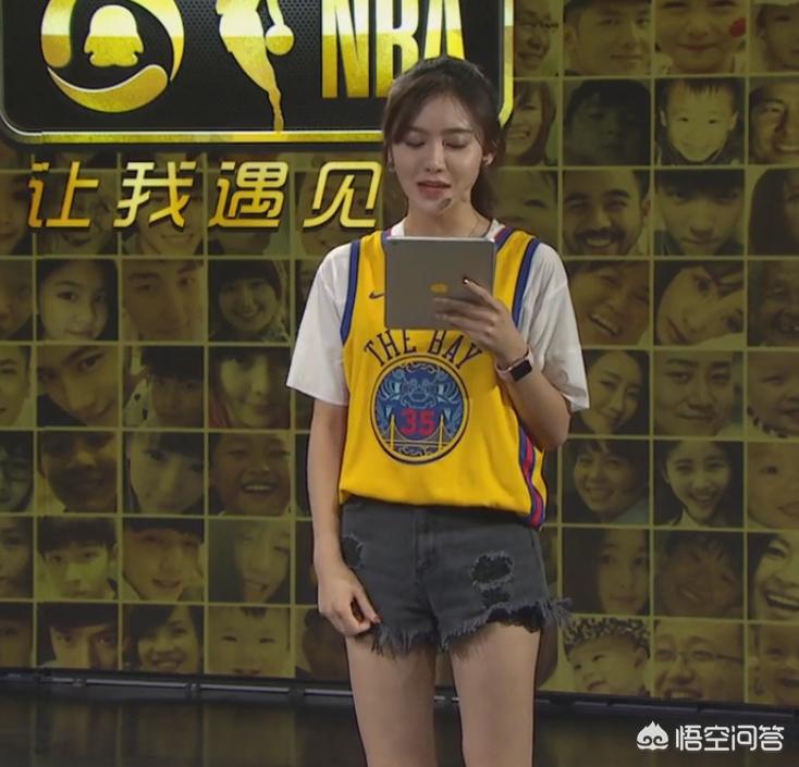 NBA女主播因为穿勇士球衣主持总决赛而被一些不理智球迷骂，如何看待这件事情？