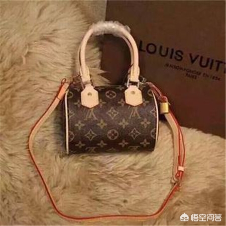 LV口红卖1200元（买奢侈品要带身份证吗？）