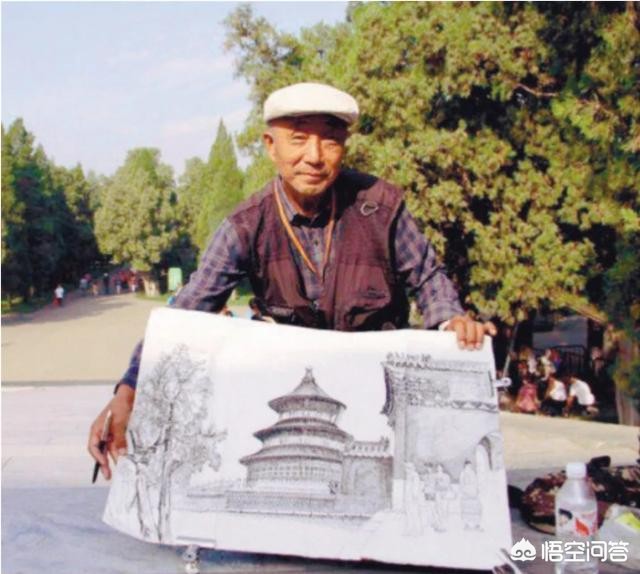 你如何看待沈阳八旬老人用俩月时间画出10米长钢笔画“故宫一条街”？