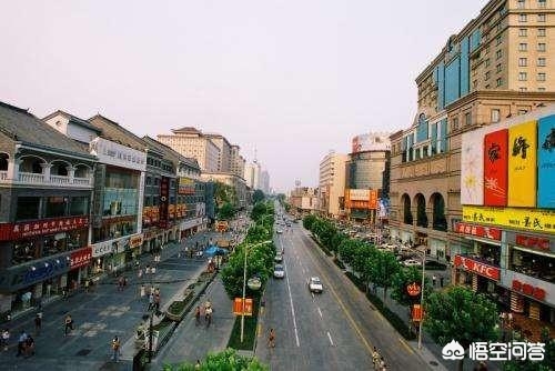 为何济南商业街泉城路繁荣不起来？