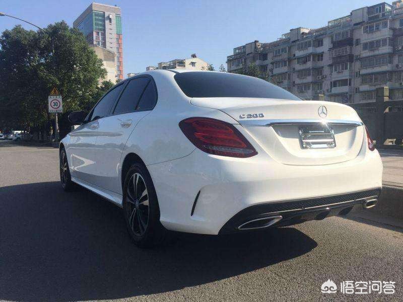 奔驰c价格及图片