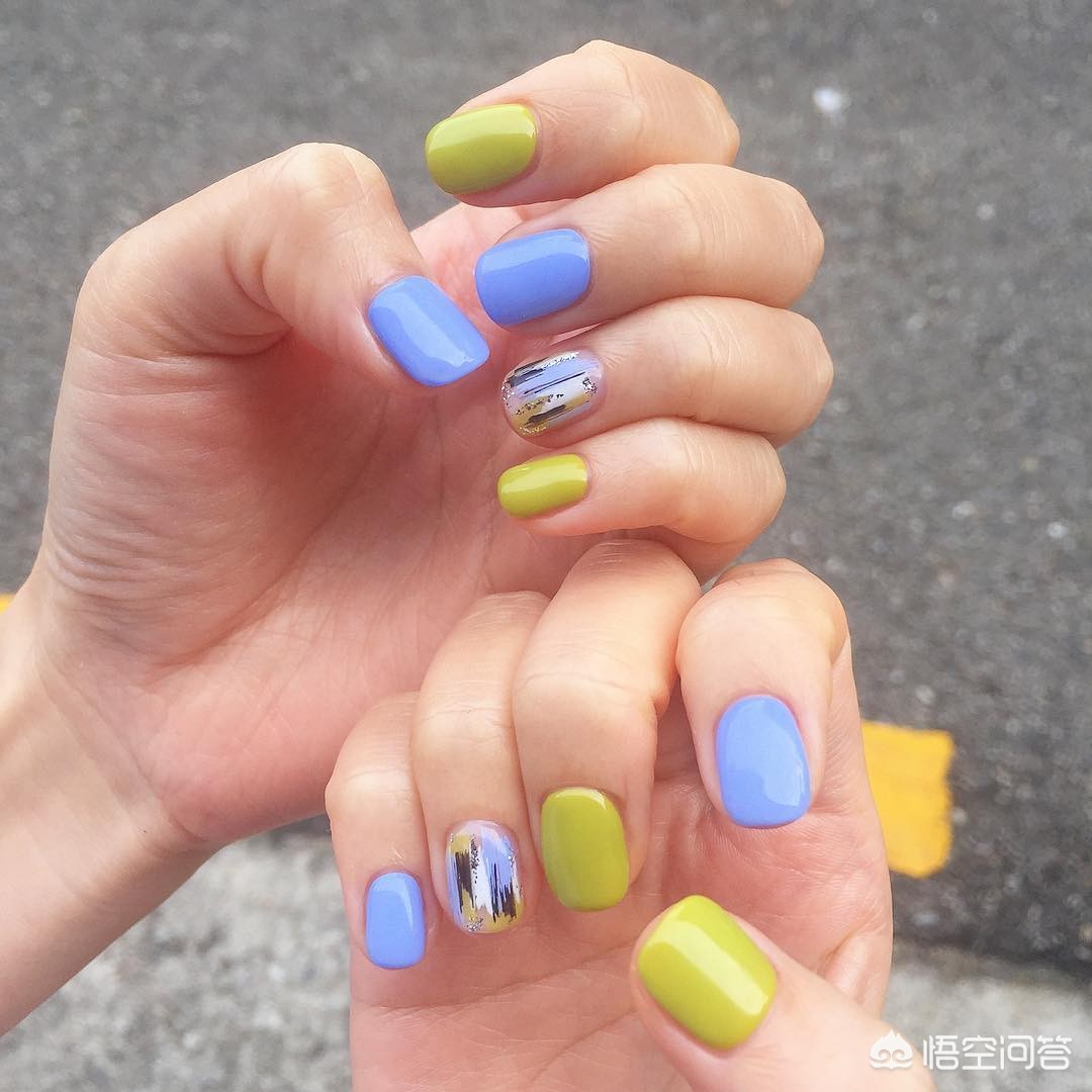 彩妆好物推荐多色美甲
