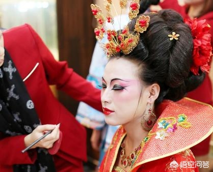 明星底妆化妆技巧
