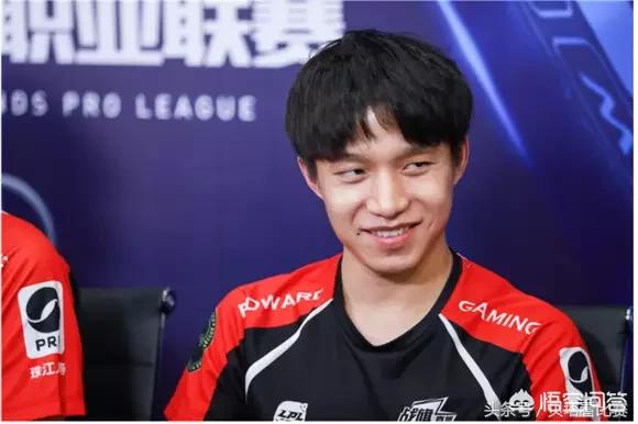 WE上单957，变捞的原因是不是跟EDG厂长一样呢？对此你怎么看？：we957