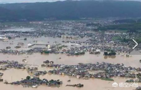 日本18人死于高温（先是暴雨死亡200多人，紧接着高温死亡30多人，为何今年日本的天气如此异常？）