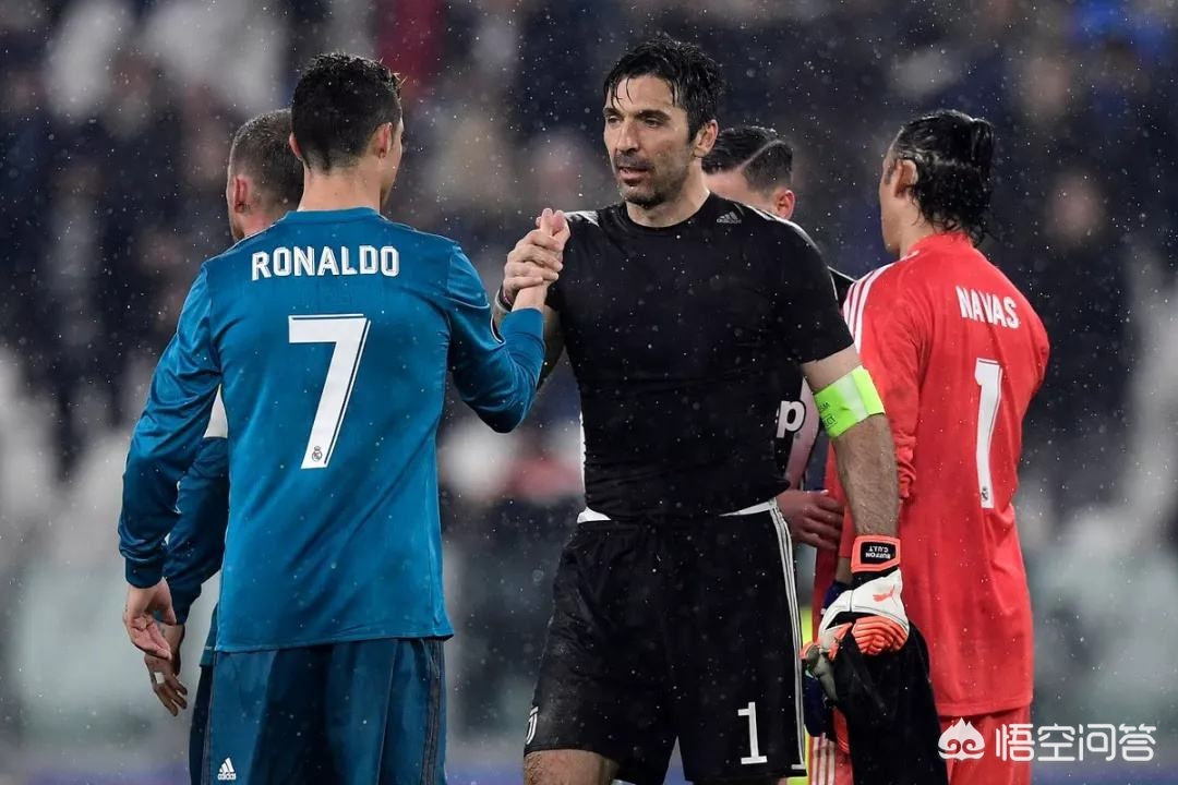 卡萨诺表示C罗在意甲能进30-40球,但梅西才是最佳球员。对于他的言论你怎么看? 卡萨诺表示C罗在意甲能进30-40球,但梅西才是最佳球员。对于他的言论你怎么看?