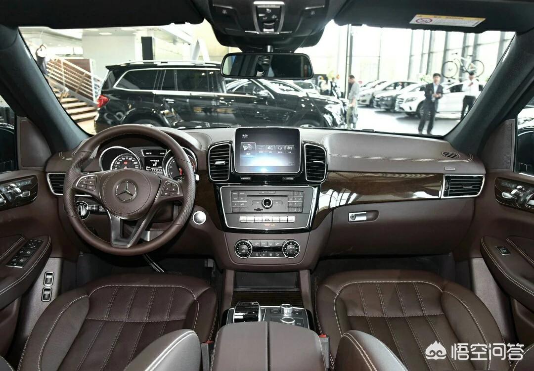 奔驰gls400