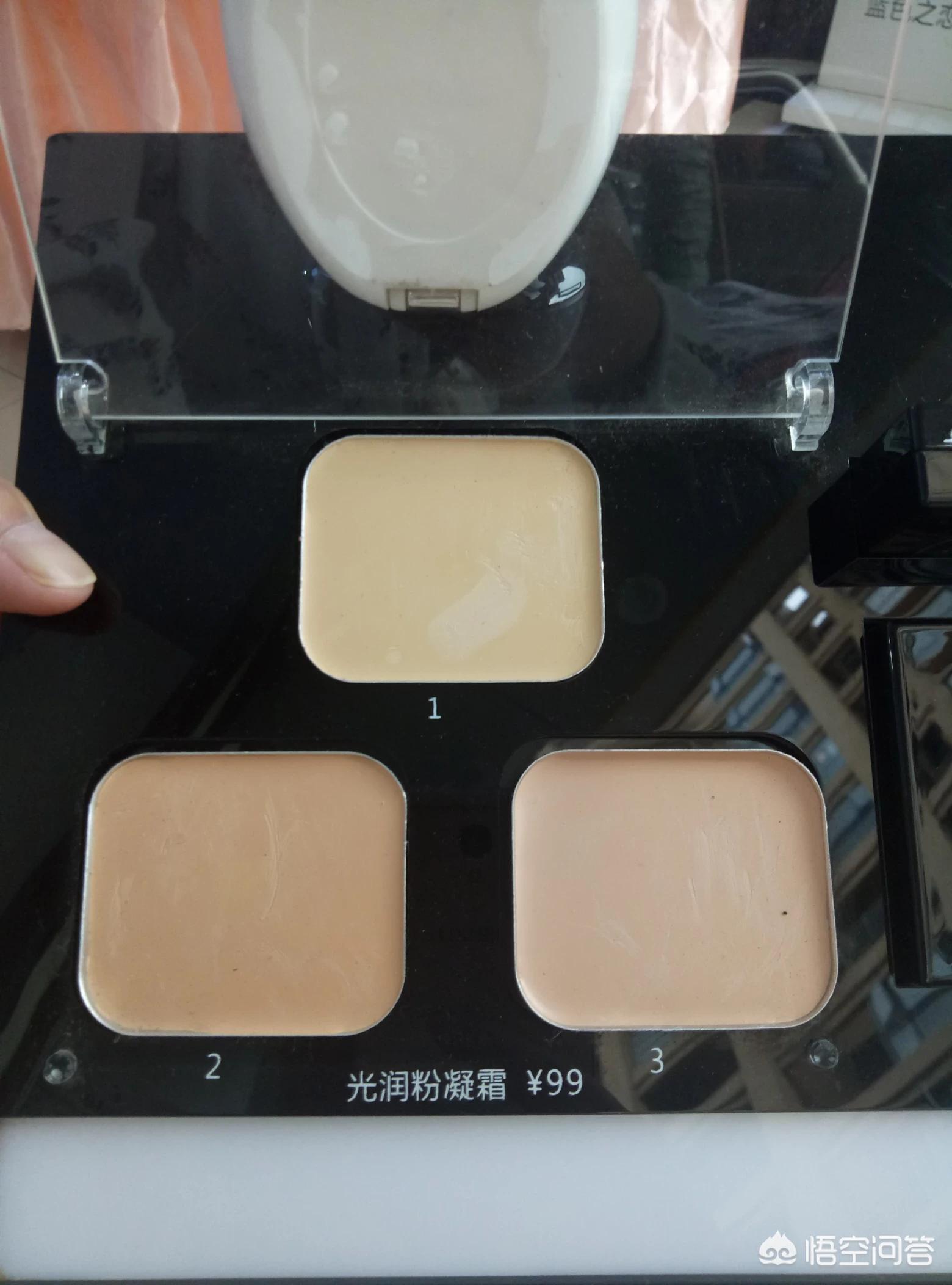 化妆皮肤黑怎么化妆技巧
