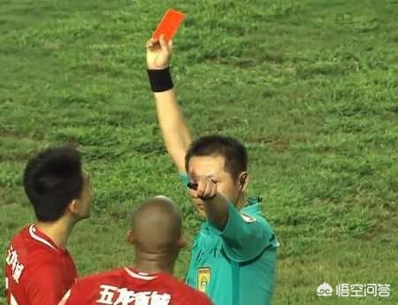 中超联赛江苏苏宁在菜地上战平河南建业，对此你怎么看？