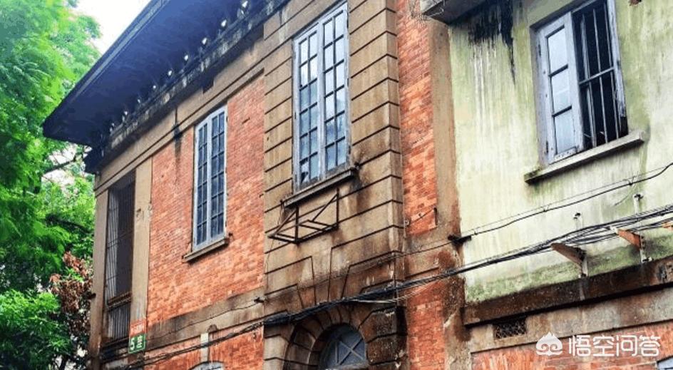 为什么以前有些人的办公桌要盖一张玻璃? 为什么以前有些人的办公桌要盖一张玻璃?