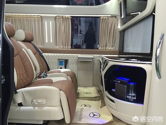 奔驰商务房车