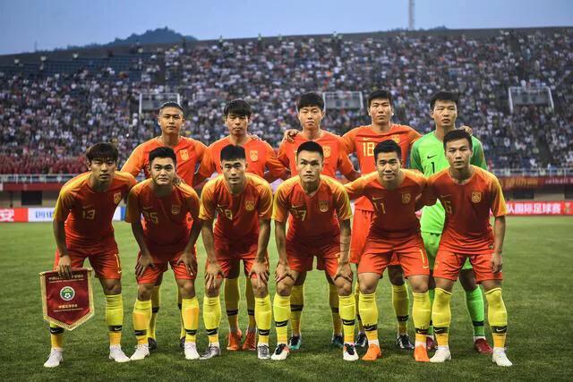 中国男足的亚运会对手阿联酋队在与马来西亚队的比赛中爆发激烈冲突，你怎么看？他们会遭遇禁赛吗？