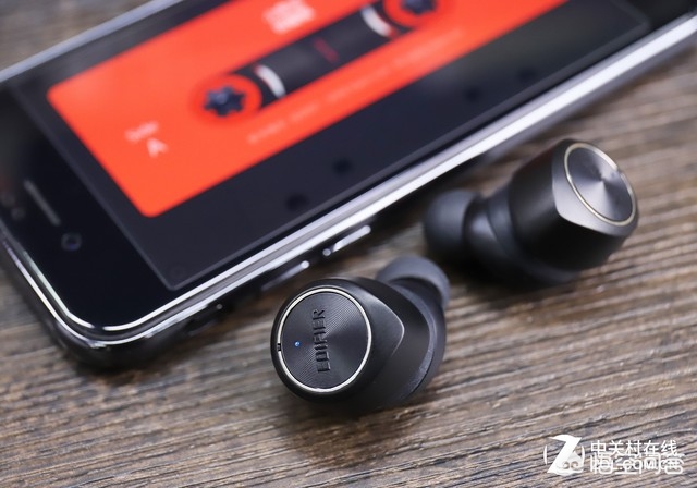 w830（索尼wx350与索尼w830哪个比较好？）