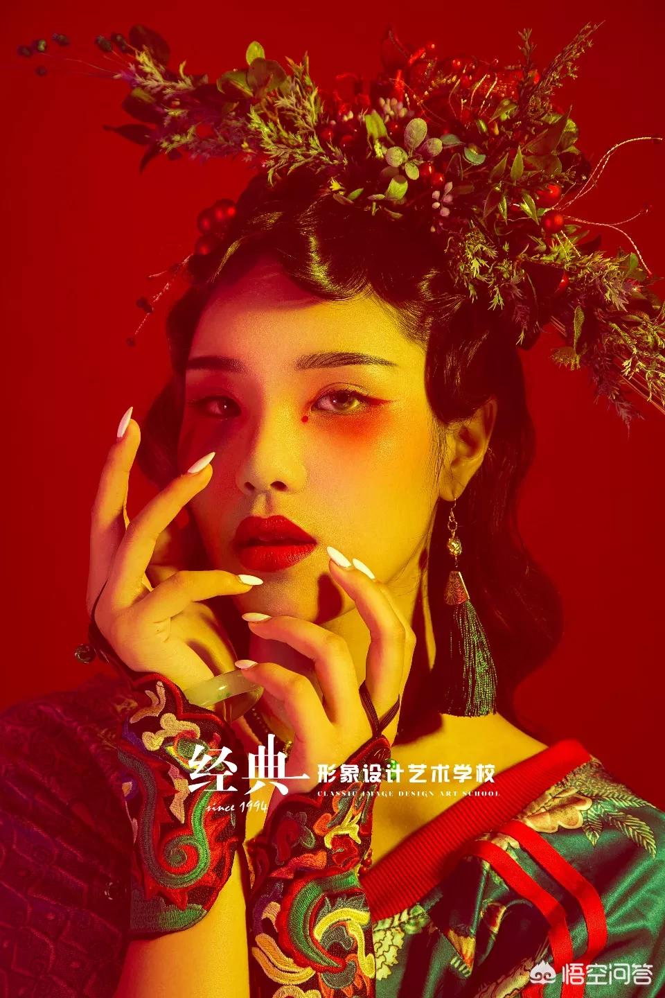 盘发技巧化妆技巧视频
