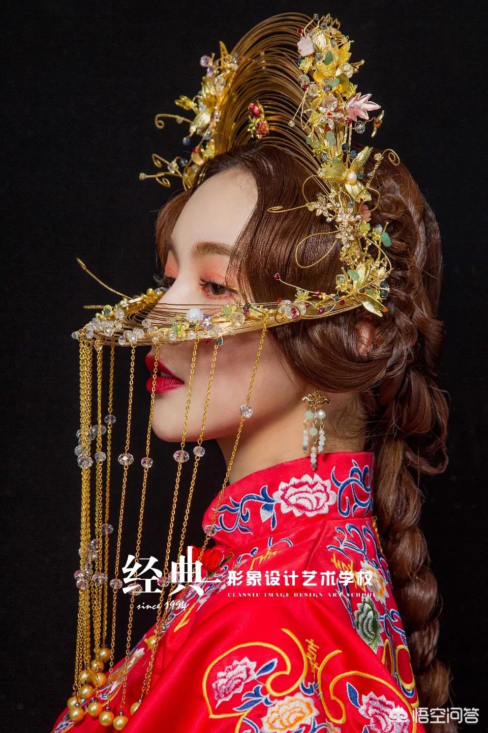 盘发技巧化妆技巧视频
