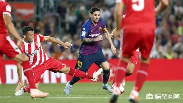 西甲第五轮,梅西赛后为什么拒绝和裁判握手?他会受到处罚吗? 西甲第五轮,梅西赛后为什么拒绝和裁判握手?他会受到处罚吗?