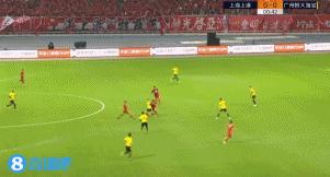 广州恒大客场0-1落后上海上港，三个进球被吹，如何评价半场比赛？