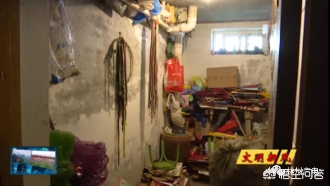 河南七旬老太出门捡废品，捡一装有50多万现金的背包，对此你怎么看？