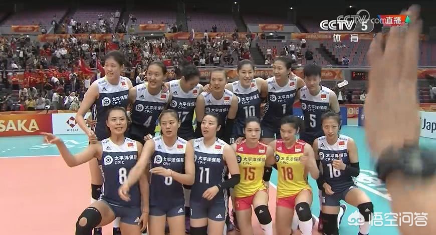 在中国女排,虽说李盈莹打不上首发,姚迪上场寥寥,但赛后拍照这俩人却很抢眼,这是为什么? 在中国女排,虽说李盈莹打不上首发,姚迪上场寥寥,但赛后拍照这俩人却很抢眼,这是为什么?
