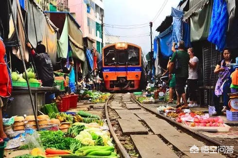 海外生活挣钱买美食，海外卖什么好