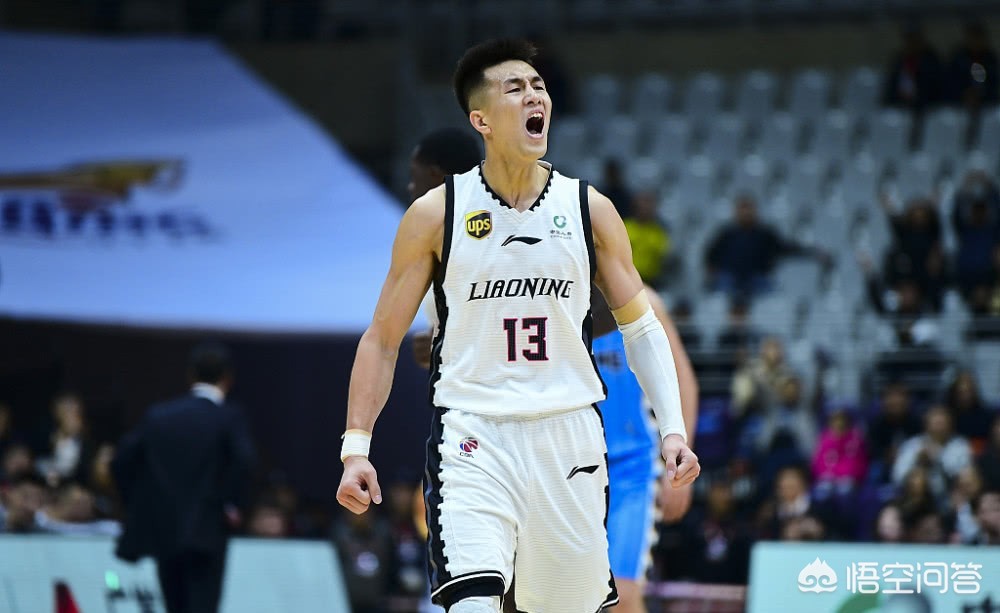 CBA联赛第四轮，郭艾伦在赛后累到咳嗽干呕，为何还要坚持接受采访呢？你怎么看？