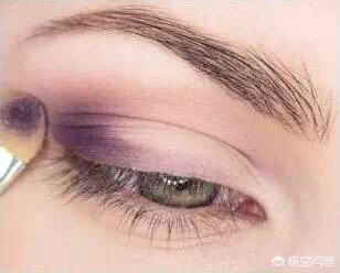 美妆好物推荐精致眼妆
