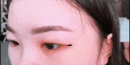 挑战抖音化妆技巧
