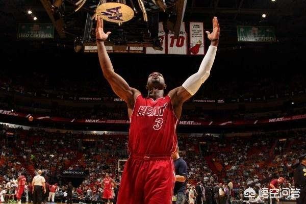 热火113-115不敌老鹰,为何有韦德还是输了比赛? 热火113-115不敌老鹰,为何有韦德还是输了比赛?