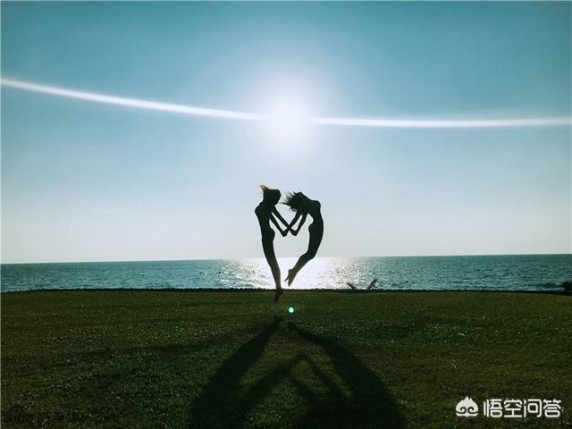 你如何看待现在一部分年轻女性去影楼拍摄暴露的人体摄影？：人体摄影