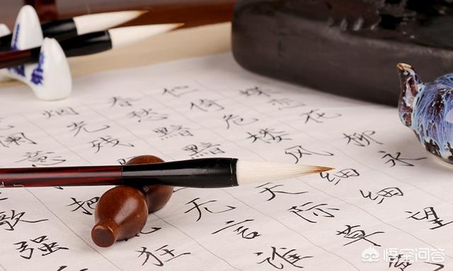 行书字体用什么毛笔