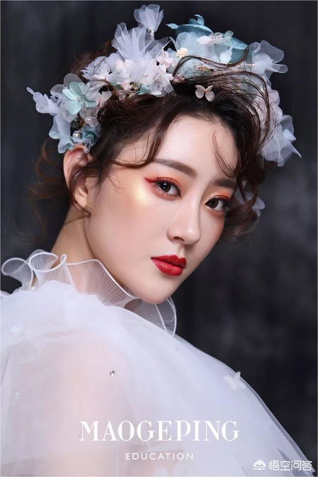 温柔感化妆技巧
