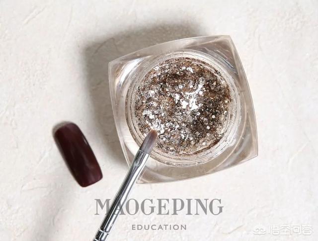 圣诞节的美妆好物图片
