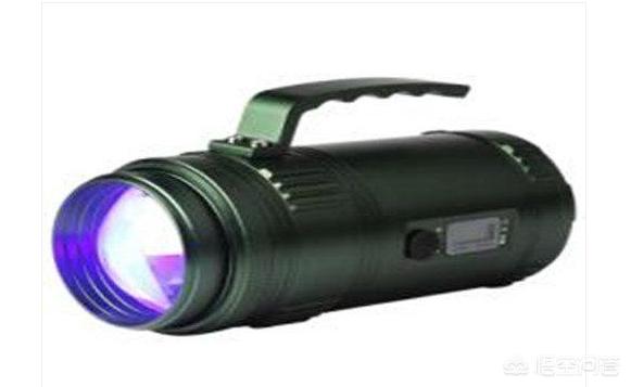 [夜钓灯]晚上钓鱼用的夜钓灯、什么牌子的好？谢谢？