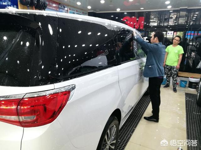 精美内饰汽车品牌介绍图片,精美内饰汽车品牌介绍图片大全