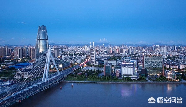 宁波市和郑州市哪个大