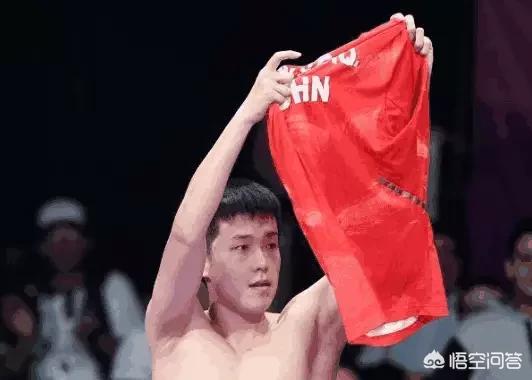 [王楚钦不敌张本智和]孙颖莎王楚钦勇夺团体金牌，男单决赛中4-1胜出的王楚钦为何1-3不敌张本智和？