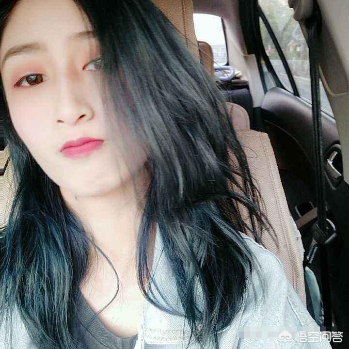化妆师化妆技巧女短发
