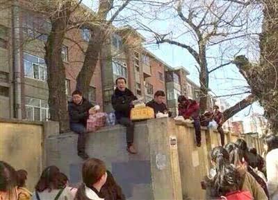 怎么看待安徽合肥一些大学禁止外卖骑电动车进学校? 怎么看待安徽合肥一些大学禁止外卖骑电动车进学校?