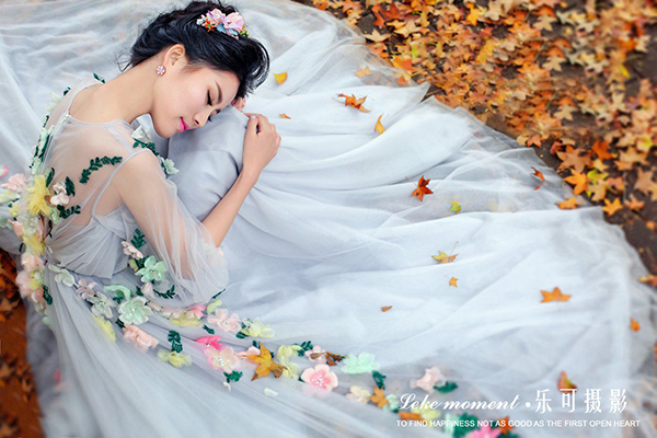古摄影婚纱艺术，古摄影婚纱艺术有限公司