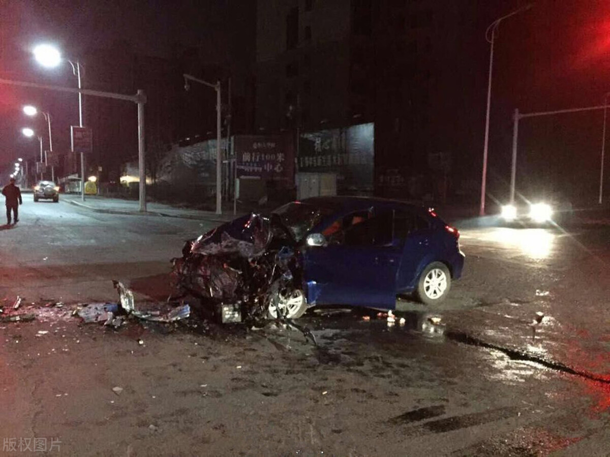 对方全责不配合理赔怎么办，对方全责不配合理赔怎么办交警可以扣留对方车辆吗
