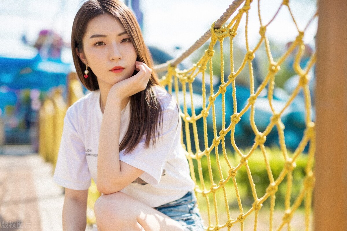 手机素材美女素材网站视频,美女图素材哪里找?